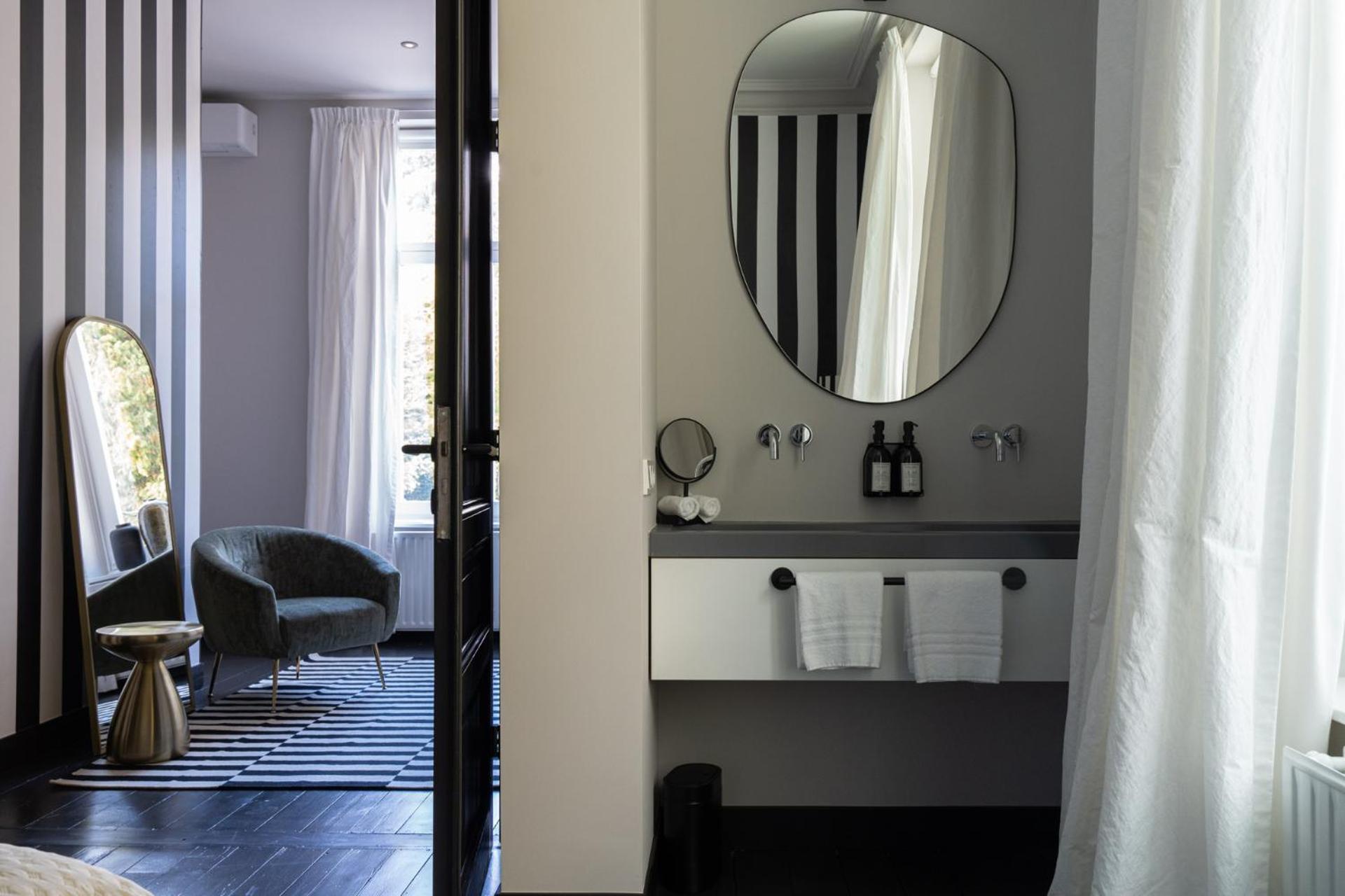 Villa V Petit Hotel Valkenburg aan de Geul Ngoại thất bức ảnh