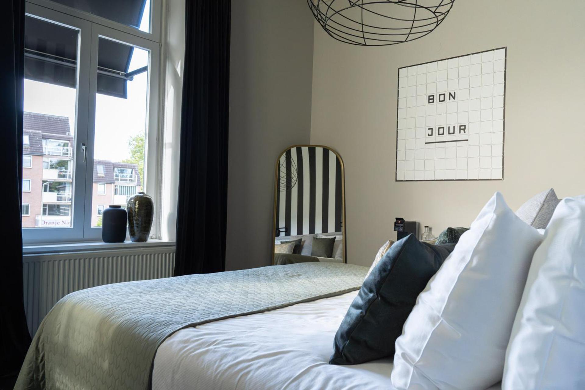 Villa V Petit Hotel Valkenburg aan de Geul Ngoại thất bức ảnh